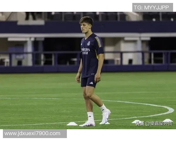 新一代足球新星崛起全球赛场他们如何定义未来足坛风采 新一代足球新星崛起全球赛场他们如何定义未来足坛风采