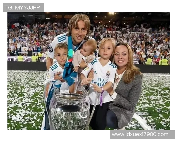 全球足球十大球星妻子大揭秘 谁是背后默默支持的女人 全球足球十大球星妻子大揭秘 谁是背后默默支持的女人